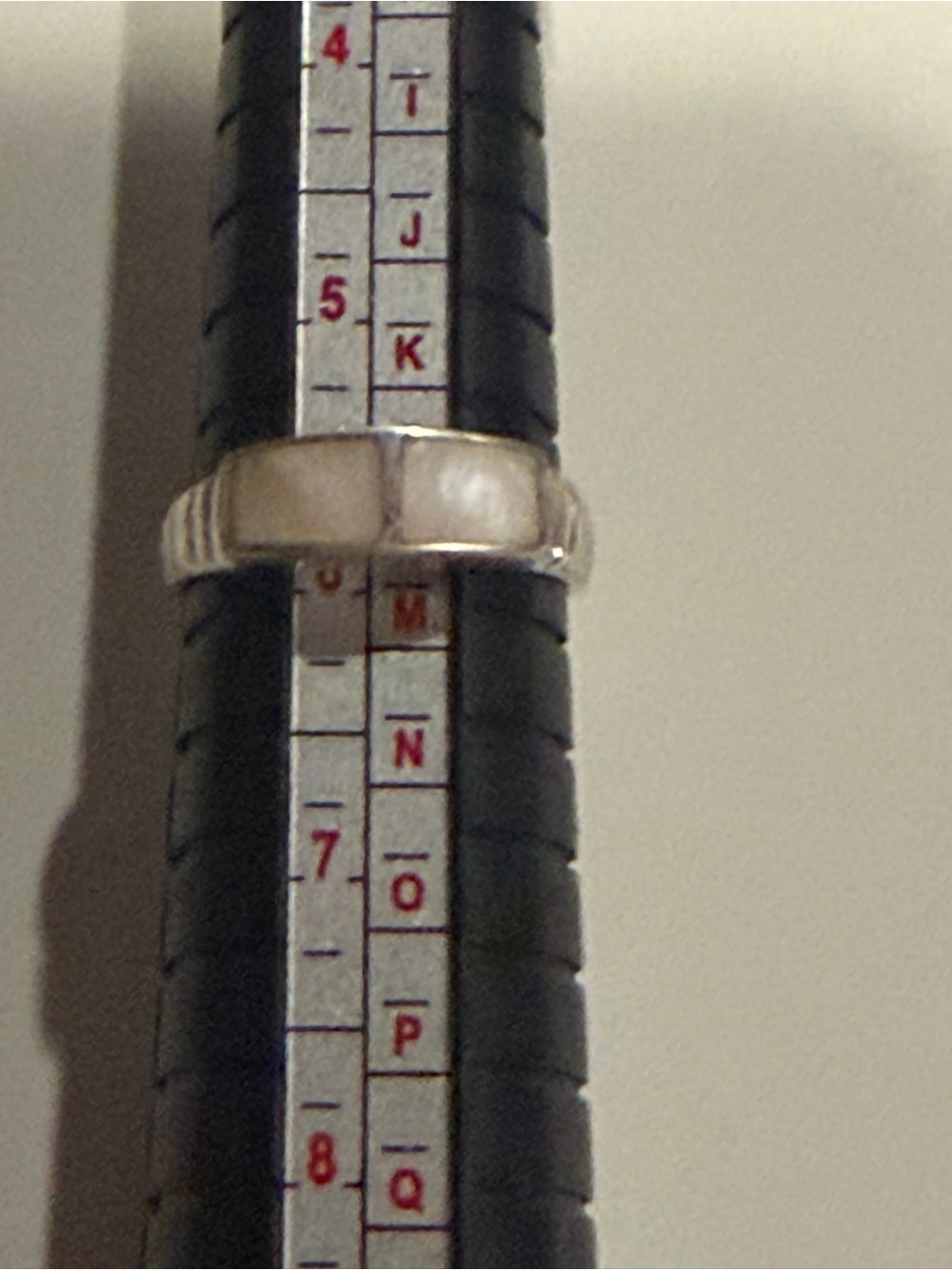 Vintage Native American Mother Of Pearl Sterling Silver Size 6 Ring #383